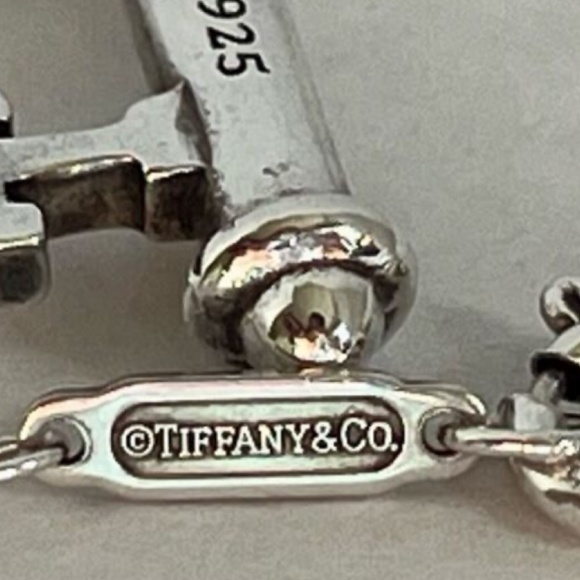 ♥️Retired 18” TIFFANY & CO Necklace *Tiffany Blue Heart Key Pendant & T&CO Chain - Picture 8 of 10
